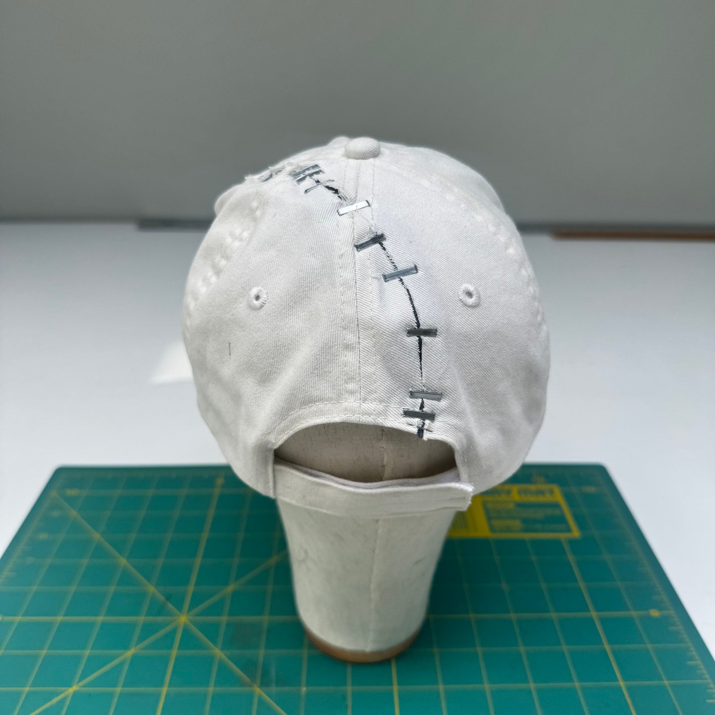 ELLIVO X MARLBORO CAP