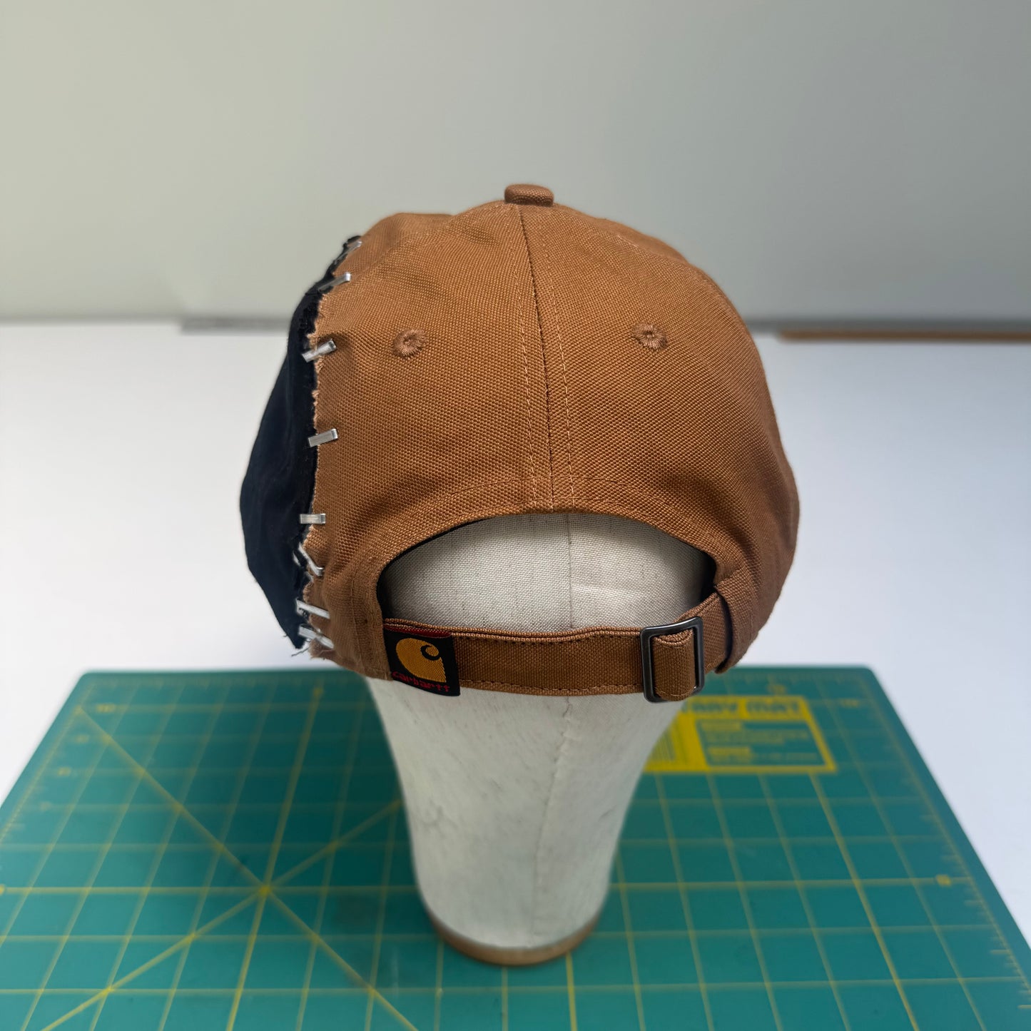 ELLIVO X TRAVIS SCOTT X CARHARTT CAP