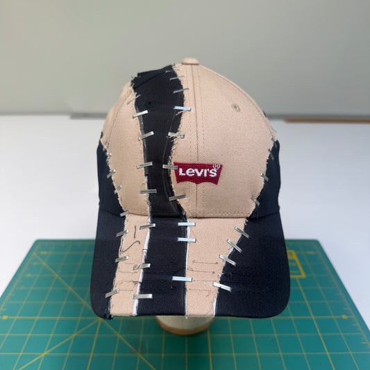 ELLIVO X LEVIS CAP
